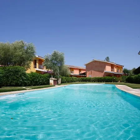 Mama Private Compound Swimming Pool Willa SantʼAnna Arresi