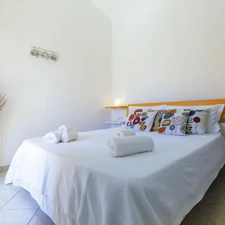 Villa Mama Con Piscina Condominiale, Giardino E Barbecue Sant'Anna Arresi
